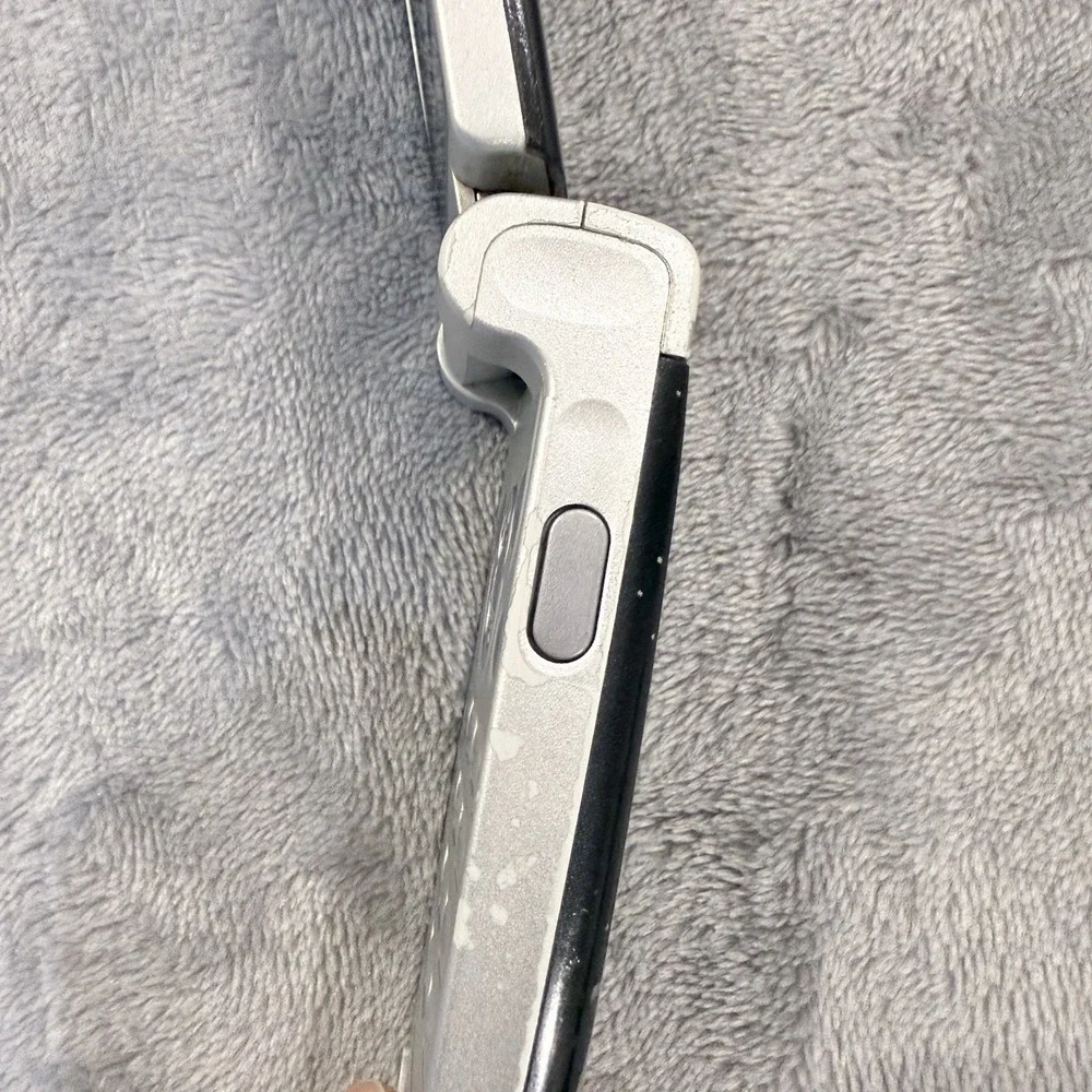 Sony Ericsson Z500a Star Wars Episode III General Grievous Cingular Flip Phone